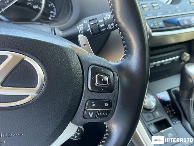 Lexus NX 300 44 interauto-car