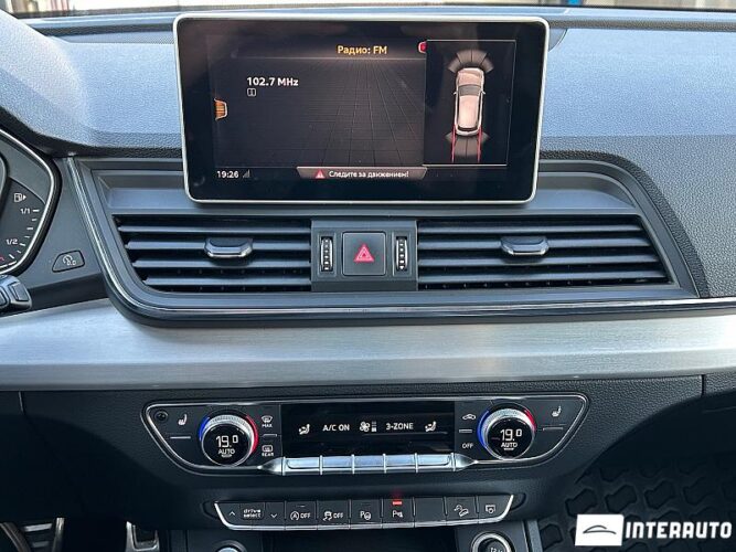 Audi Q5 43 interauto-car