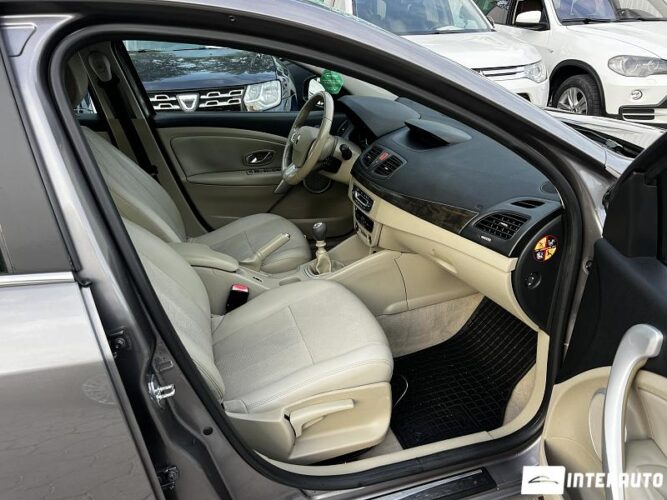 Renault Fluence 36 interauto-car