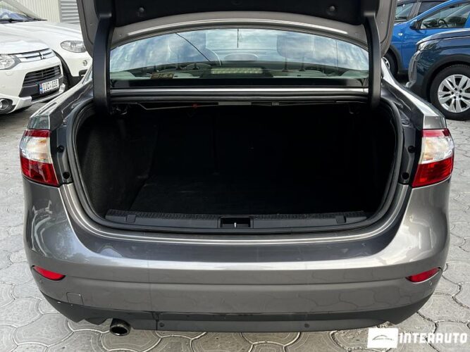 Renault Fluence 47 interauto-car