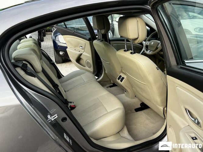 Renault Fluence 38 interauto-car