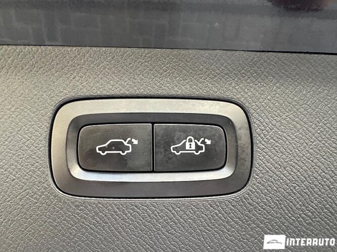 Volvo XC 90 62 interauto-car