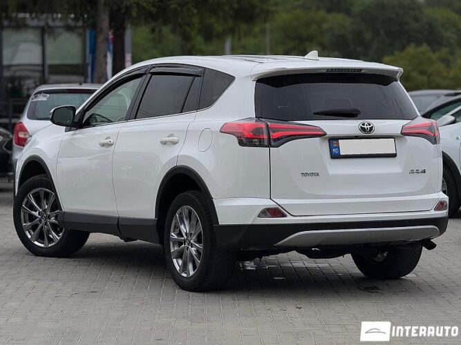 Toyota Rav-4 37 interauto-car