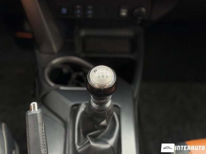 Toyota Rav-4 50 interauto-car