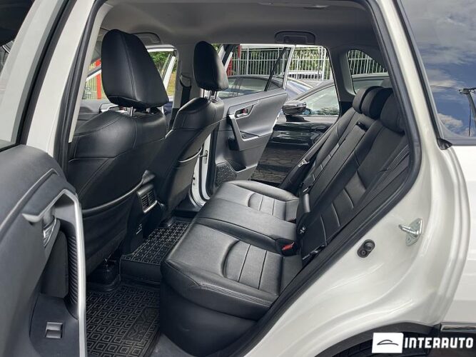 Toyota Rav-4 37 interauto-car