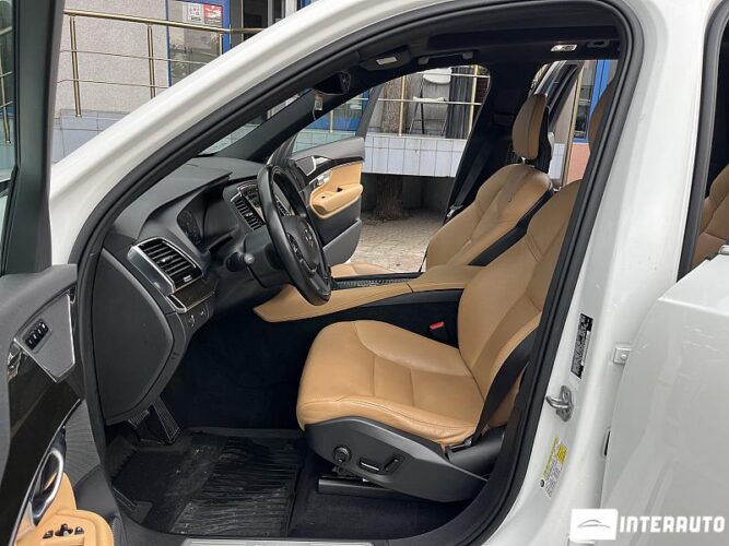 Volvo XC 90 40 interauto-car