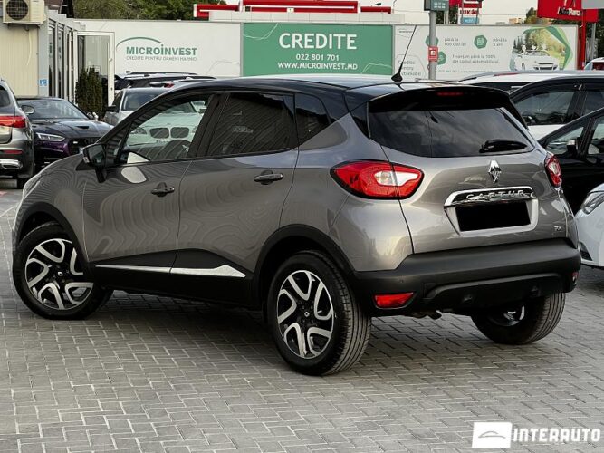 Renault Captur 30 interauto-car