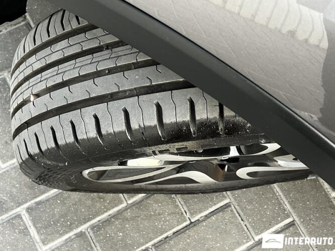 Renault Captur 43 interauto-car