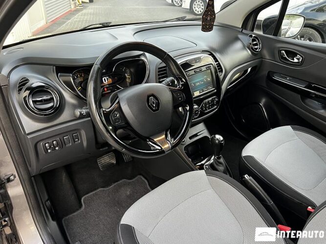 Renault Captur 32 interauto-car