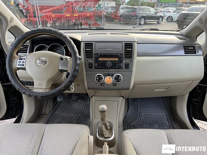 Nissan Tiida 33 interauto-car