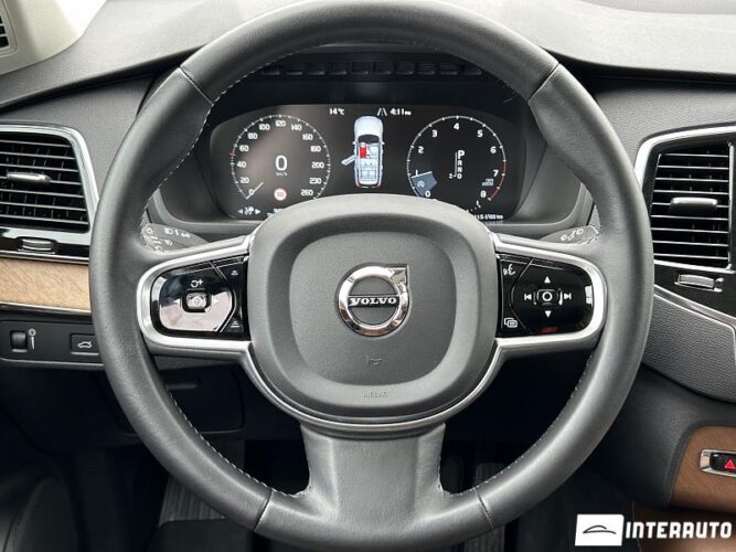 Volvo XC 90 44 interauto-car