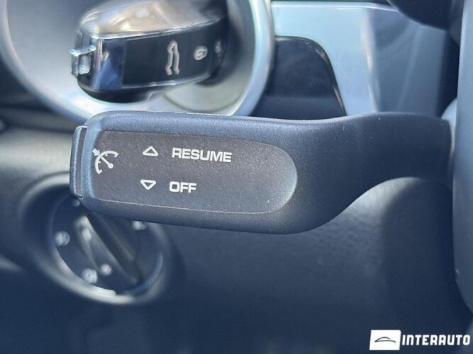 Porsche Cayenne 52 interauto-car