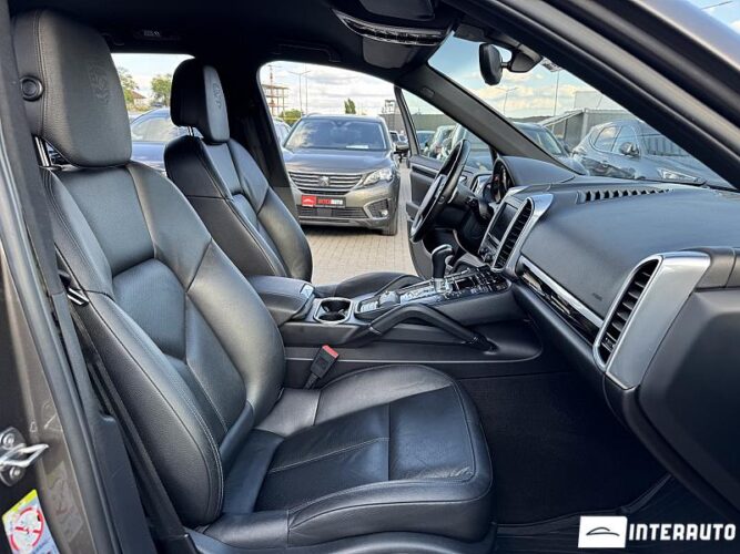 Porsche Cayenne 47 interauto-car