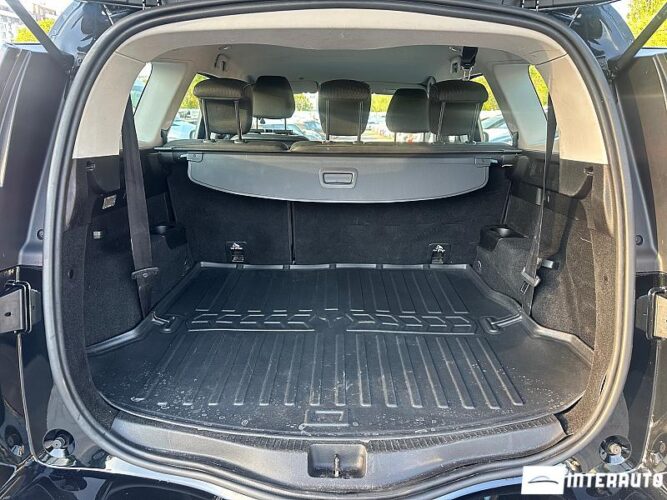 Renault Grand Scenic 44 interauto-car