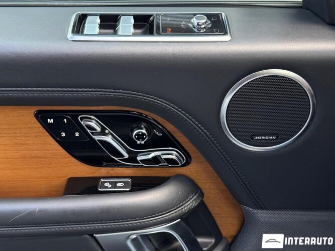 Land Rover Range Rover Vogue 51 interauto-car