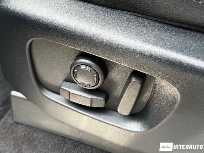 Land Rover Discovery 57 interauto-car