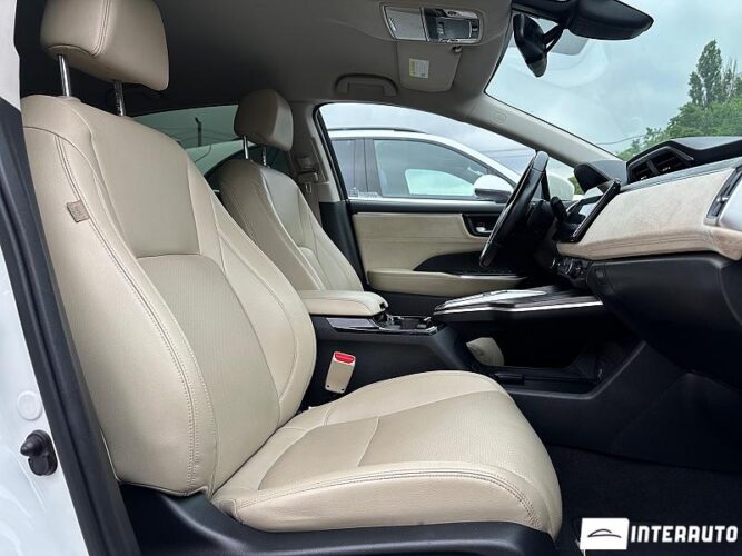 Honda Clarity 43 interauto-car