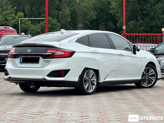 Honda Clarity 31 interauto-car