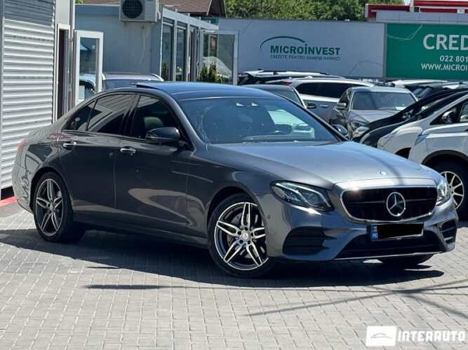 Mercedes E 220 33 interauto-car