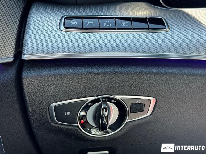 Mercedes E 220 44 interauto-car