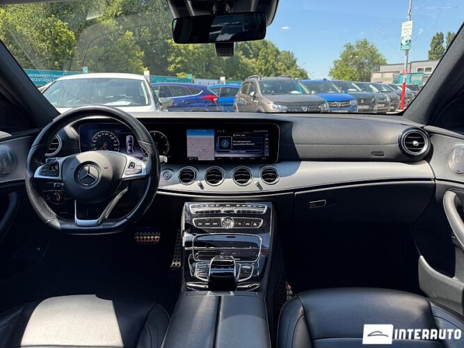 Mercedes E 220 37 interauto-car