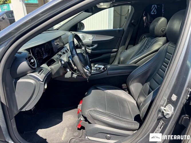 Mercedes E 220 36 interauto-car