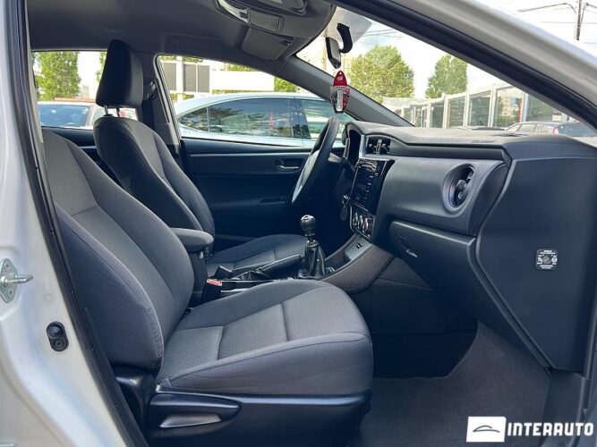 Toyota Corolla 41 interauto-car