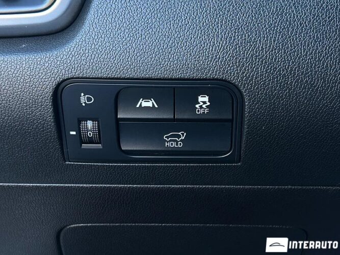 Kia Sorento 43 interauto-car