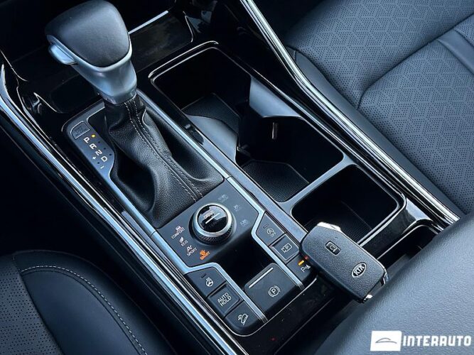 Kia Sorento 51 interauto-car