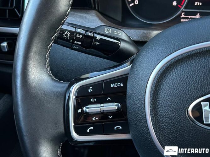 Kia Sorento 44 interauto-car