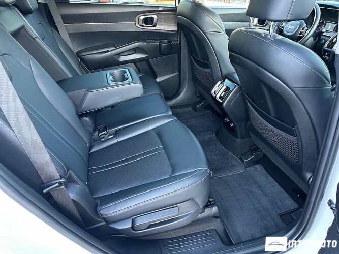 Kia Sorento 54 interauto-car