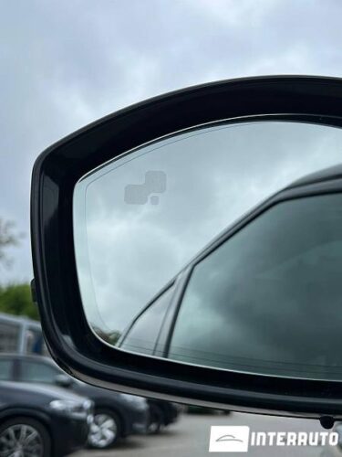 Land Rover Range Rover Velar 41 interauto-car