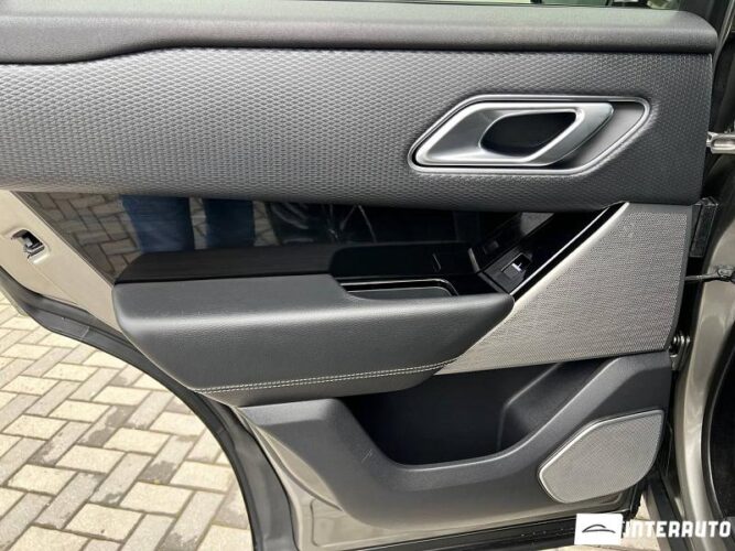 Land Rover Range Rover Velar 55 interauto-car