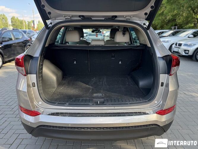 Hyundai Tucson 36 interauto-car
