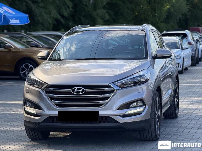 Hyundai Tucson 32 interauto-car