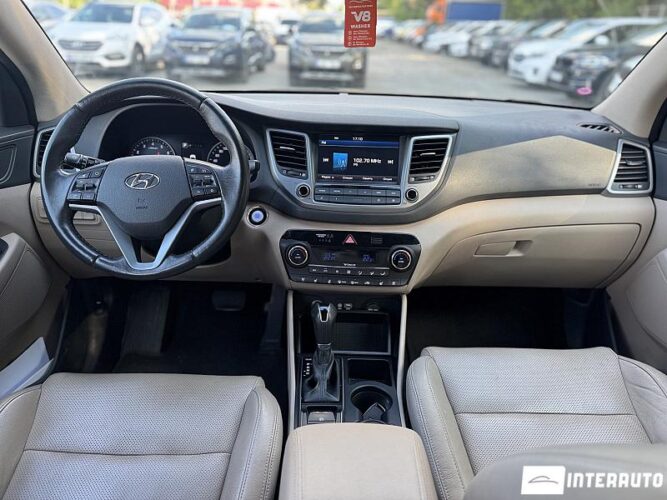 Hyundai Tucson 48 interauto-car