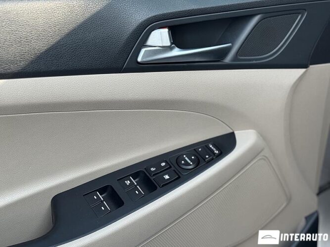 Hyundai Tucson 39 interauto-car