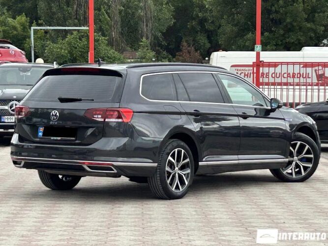 Volkswagen Passat GTE 31 interauto-car