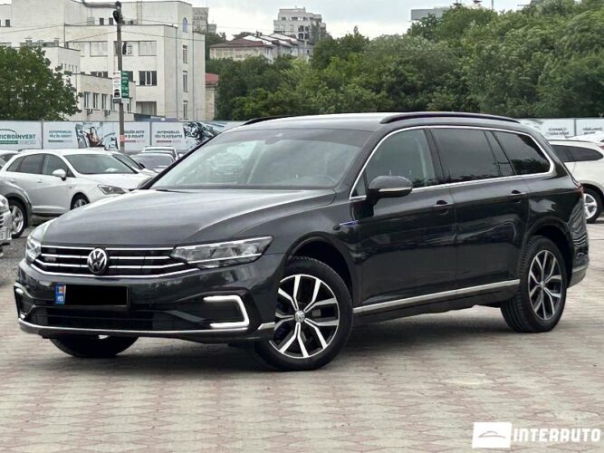 Volkswagen Passat GTE 29 interauto-car