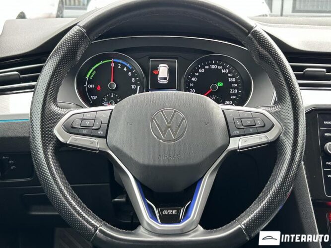 Volkswagen Passat GTE 38 interauto-car