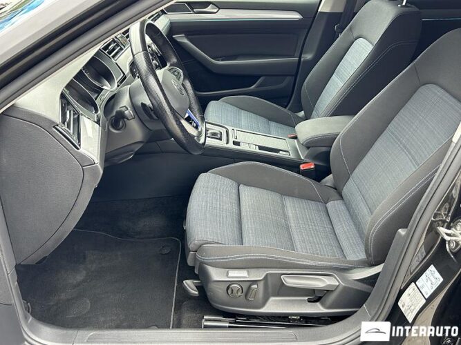 Volkswagen Passat GTE 34 interauto-car