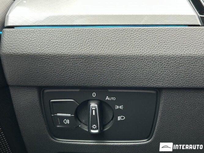 Volkswagen Passat GTE 37 interauto-car