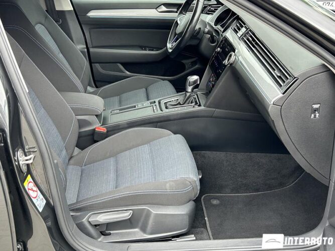 Volkswagen Passat GTE 43 interauto-car