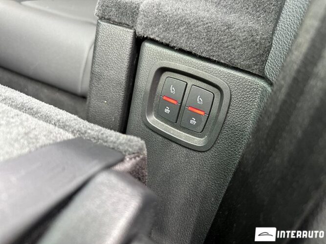 Audi Q7 63 audi Q7 2021