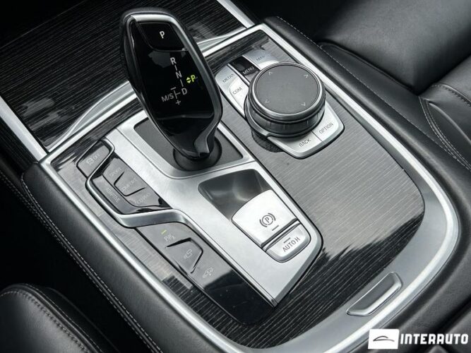 BMW 740 52 interauto-car