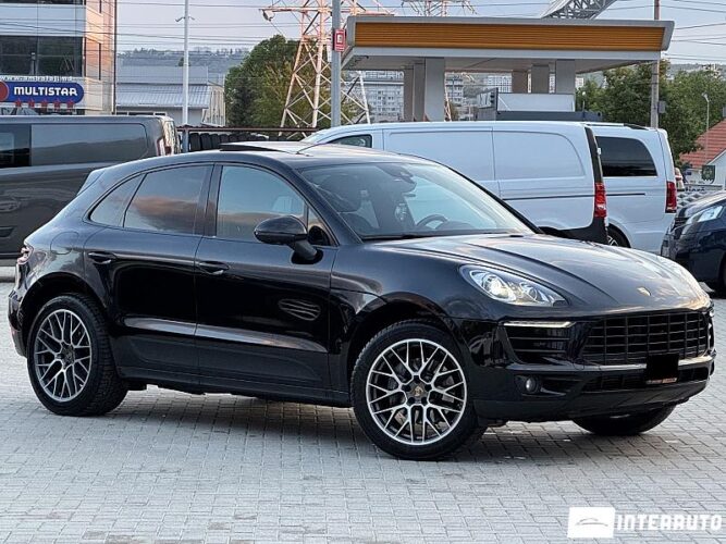 Porsche Macan 38 interauto-car