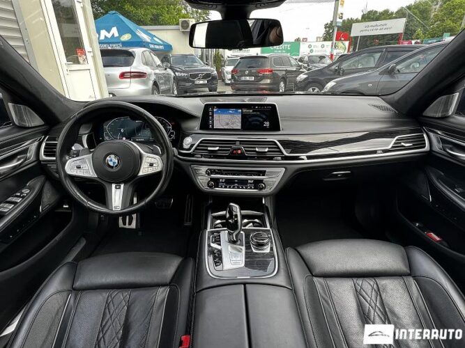 BMW 745e 49 interauto-car