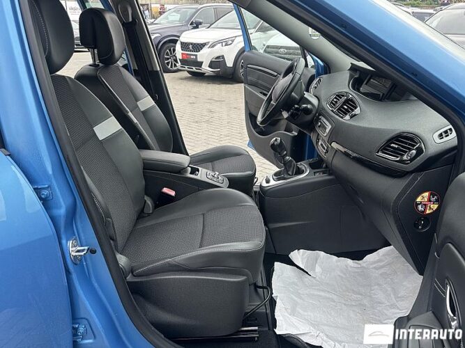 Renault Scenic 47 interauto-car
