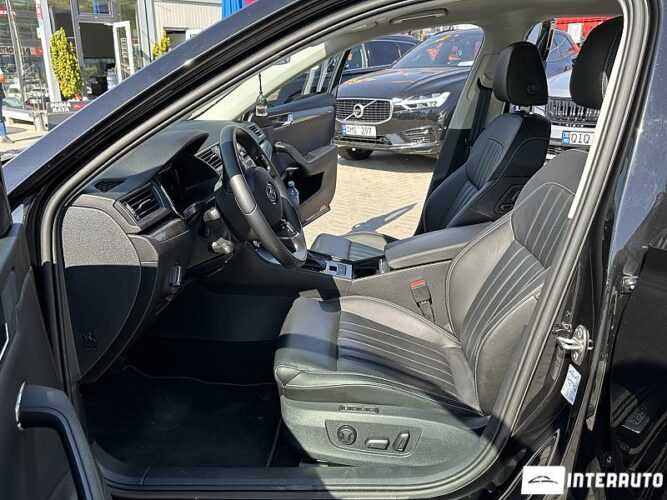 Skoda Superb 40 interauto-car