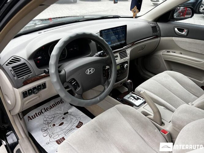 Hyundai Sonata 30 interauto-car